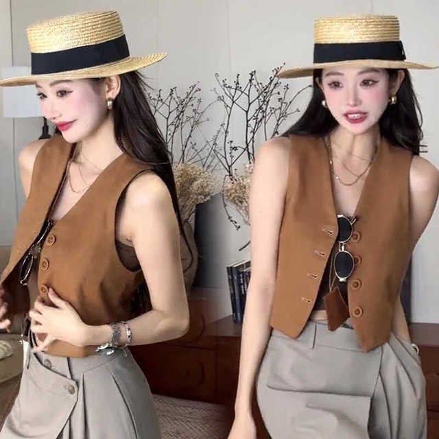 美式复古高级感马甲2025新款夏季v领无袖背心掐腰显瘦叠穿短上衣