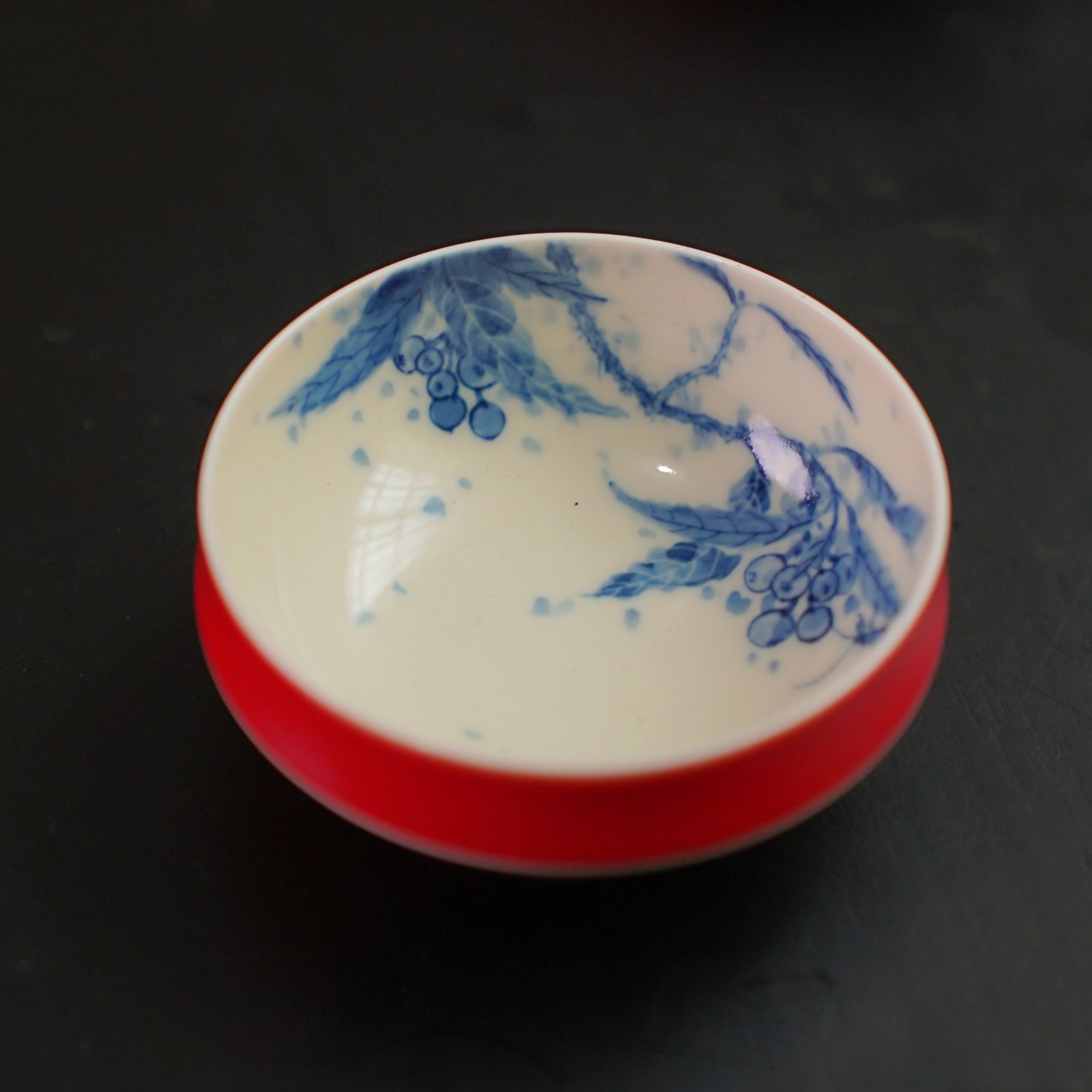 雨香斋宫墙红枇杷青花普洱杯景德镇手工手绘红色普洱杯主人杯茶杯