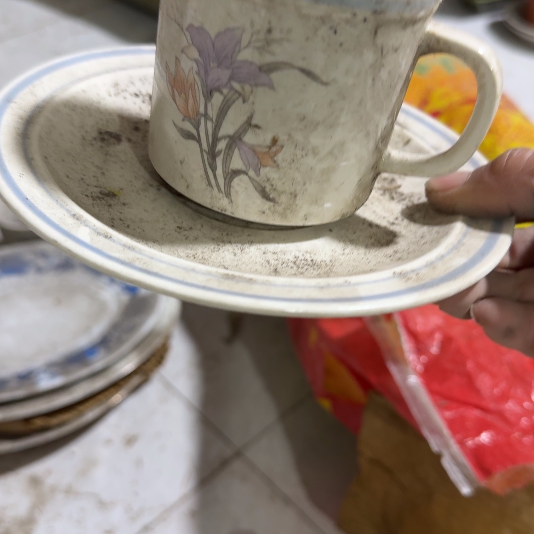 茶盏在你心中就那么一点价值