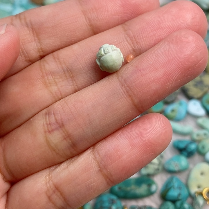 南红玛瑙未镶嵌珠宝奇石