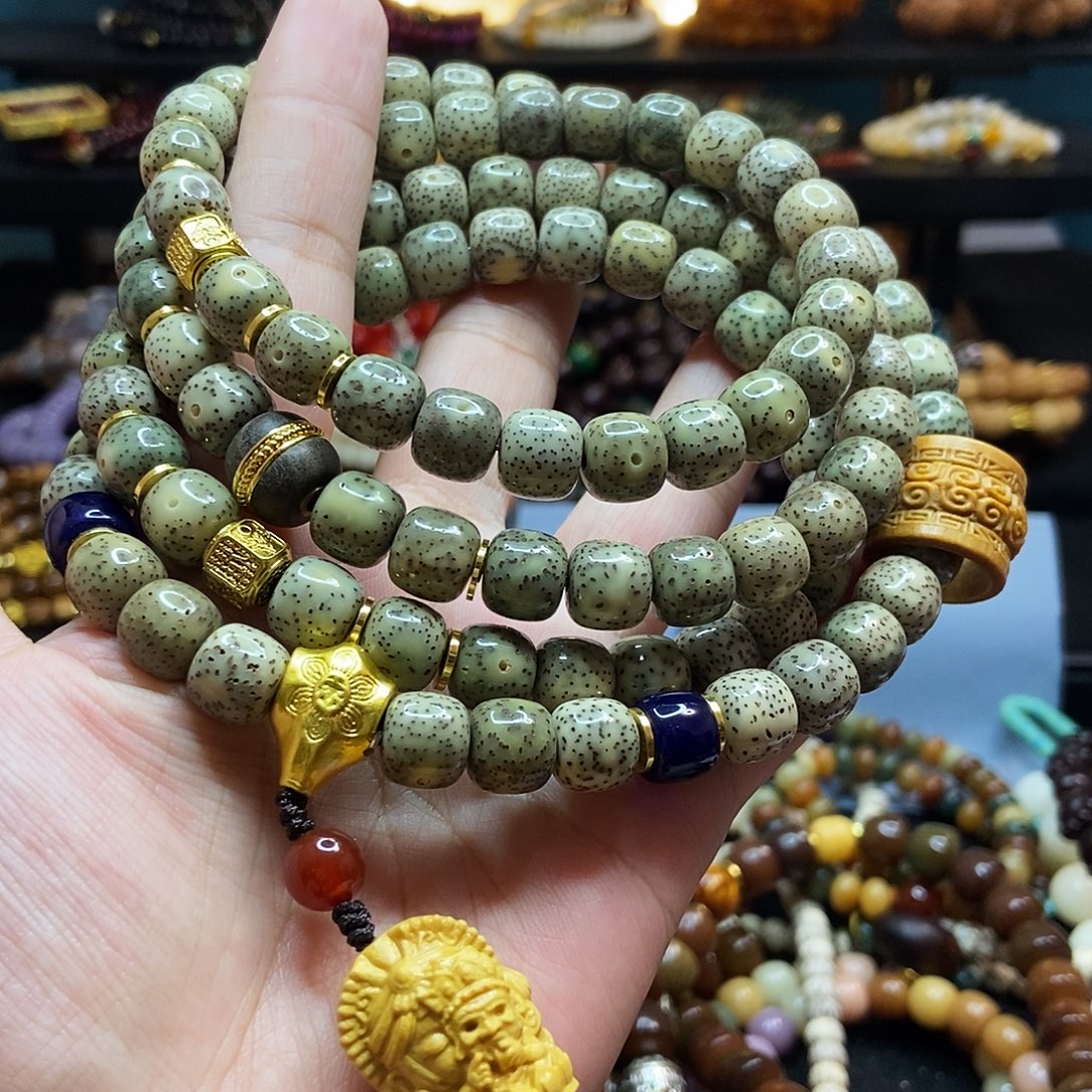 吊坠佛心果菩提果