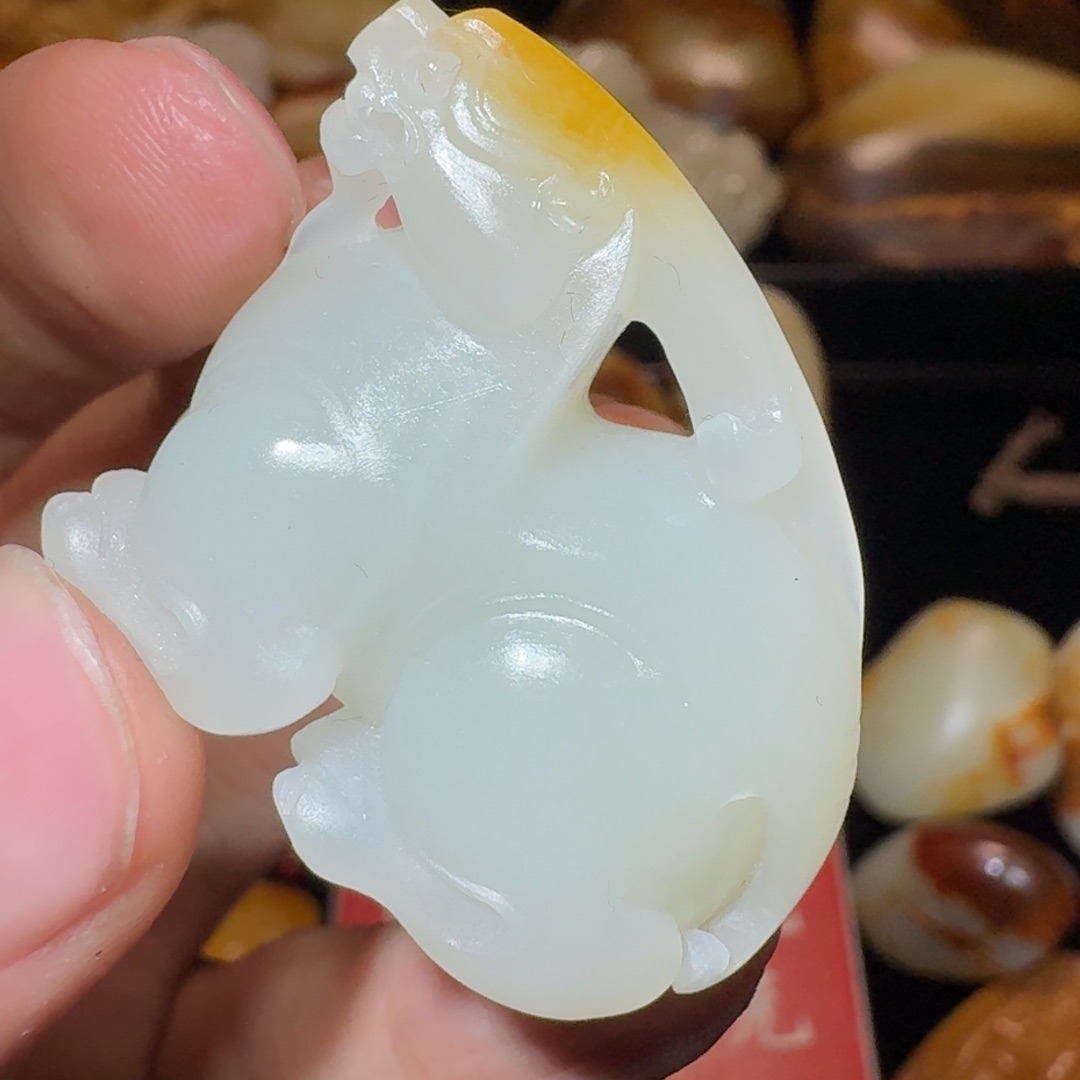 和田玉颈饰未镶嵌