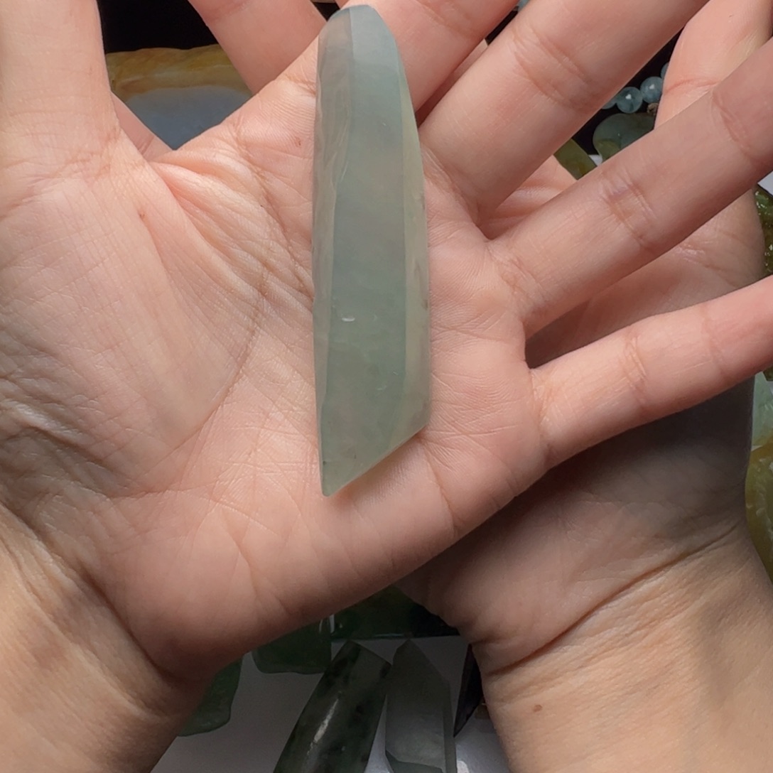 未镶嵌定制翡翠不包工