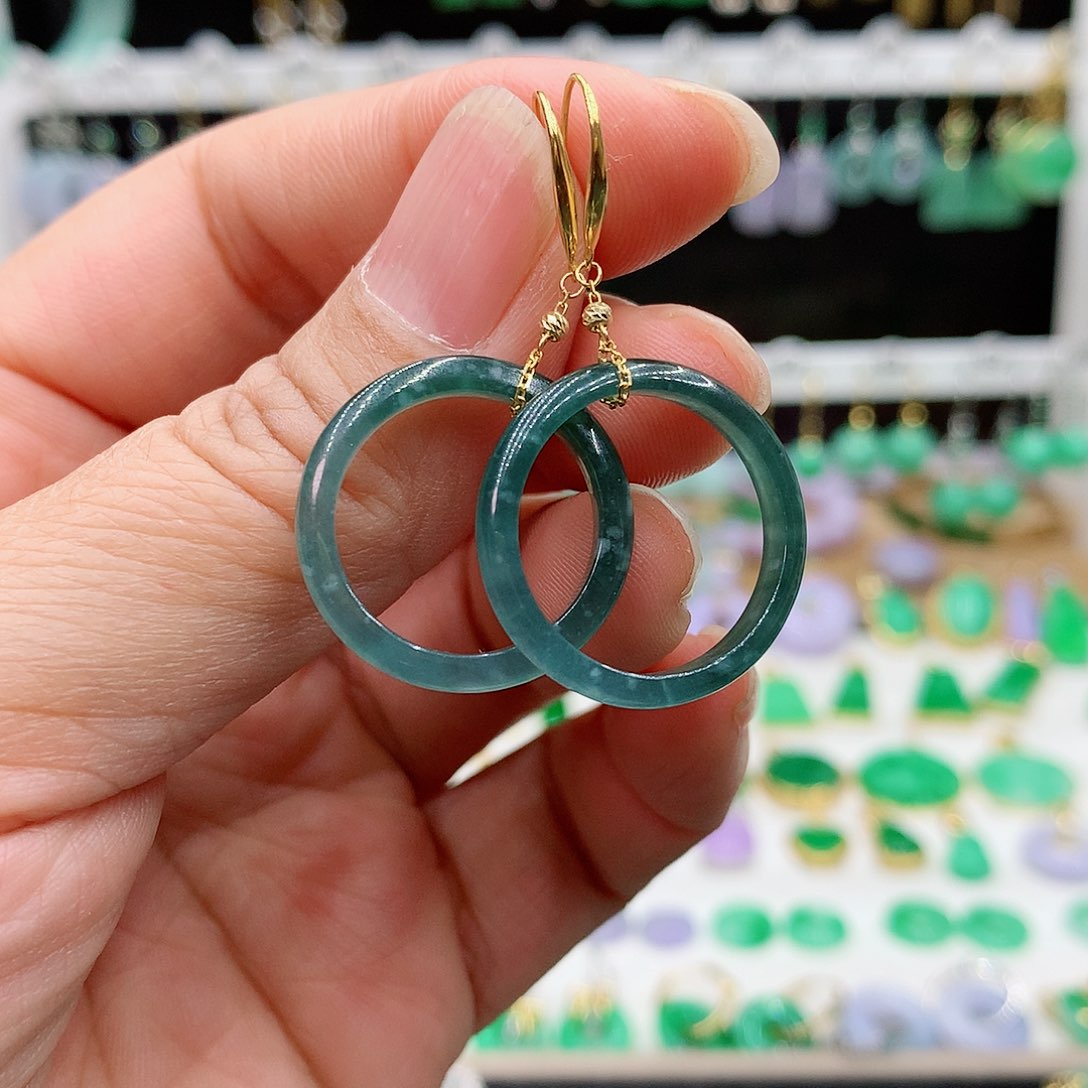 翡翠耳饰18K金镶嵌的