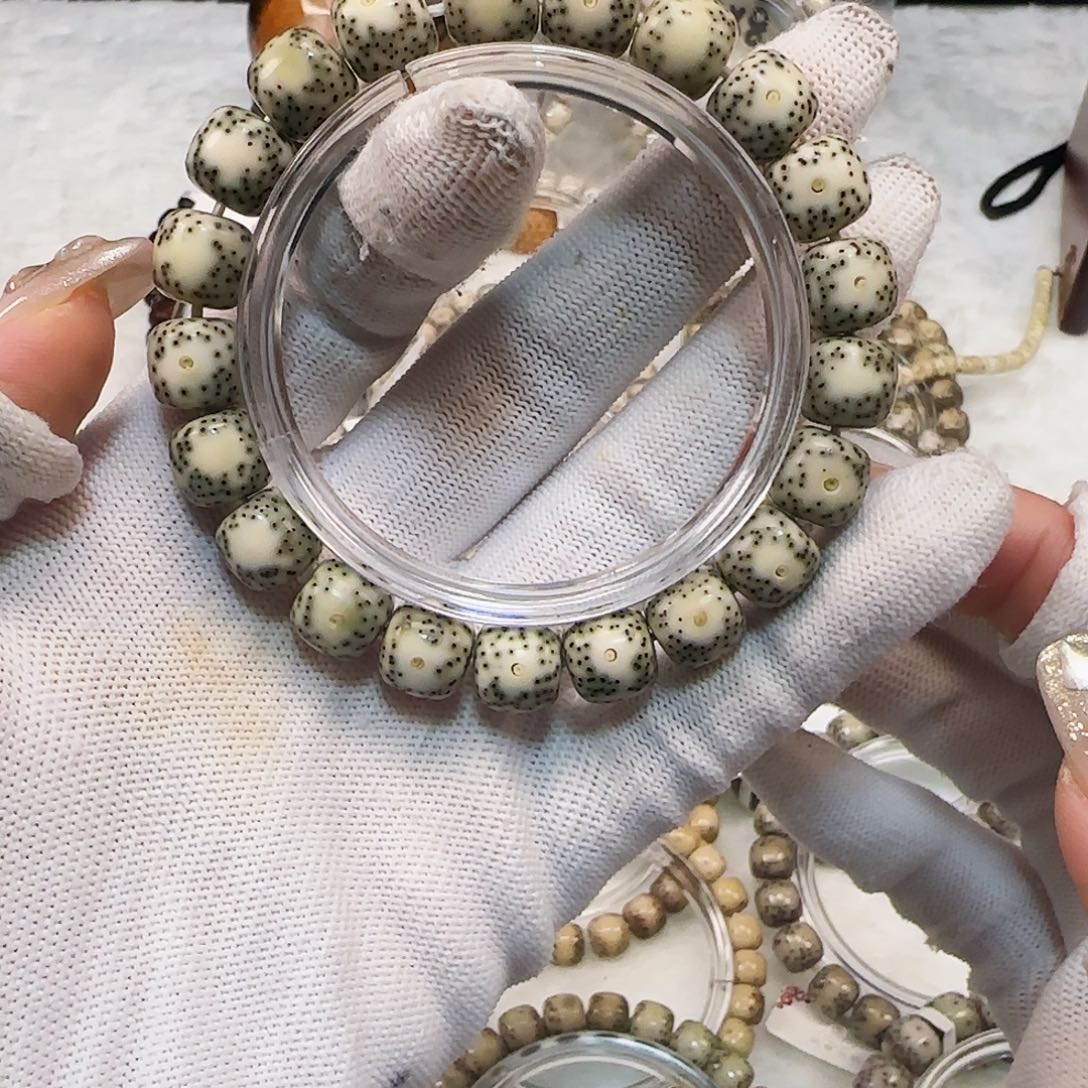 星月菩提手串星月菩提石玉大留白