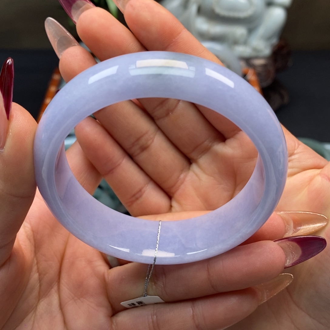 翡翠手镯未镶嵌随**洋天然