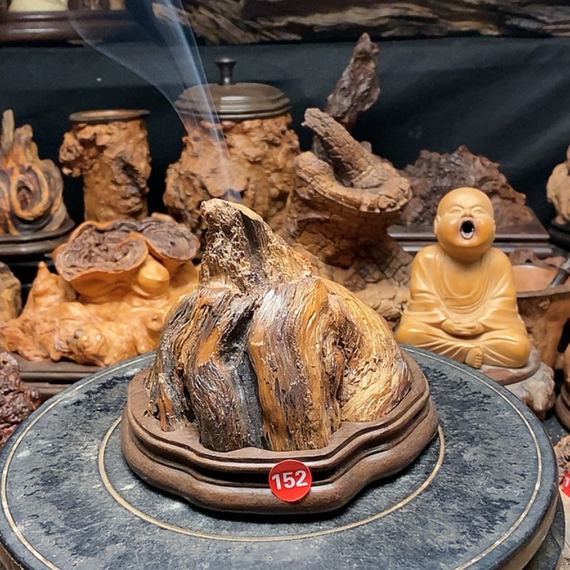 【闪购商品】152号北沉香琥珀木香炉