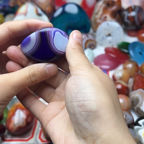 玛瑙/玉髓颈饰未镶嵌