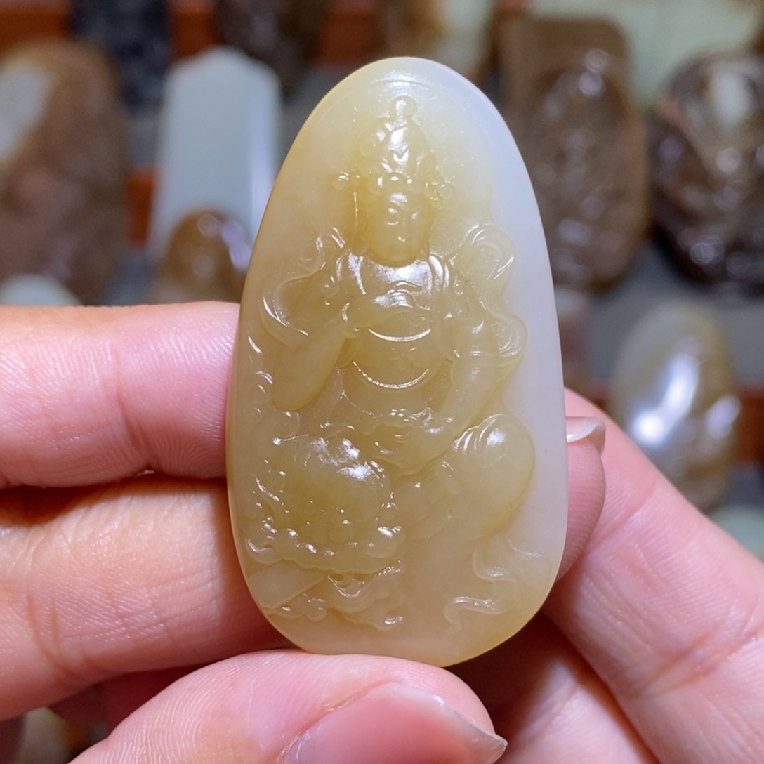 颈饰未镶嵌和田玉（糖玉）文殊菩萨