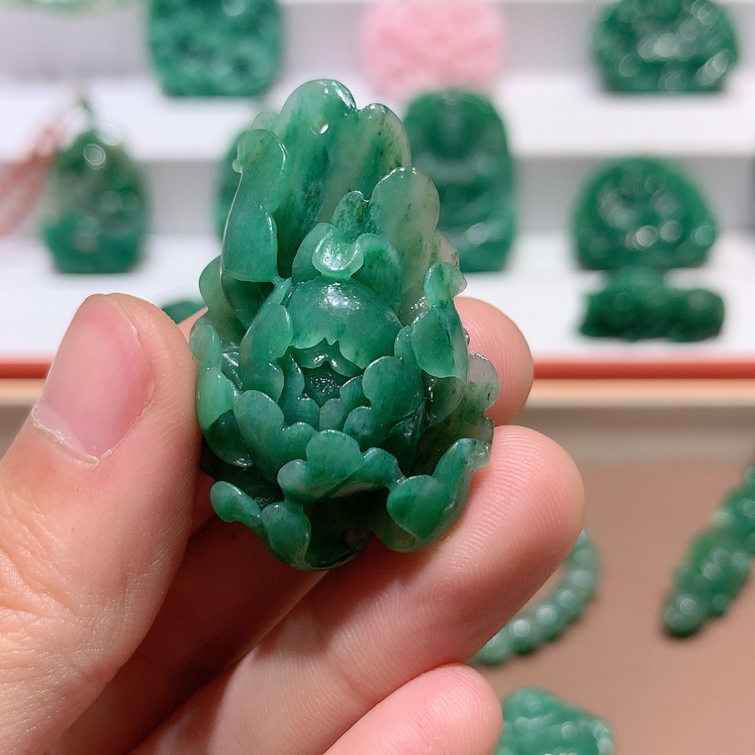 独山玉挂件未镶嵌