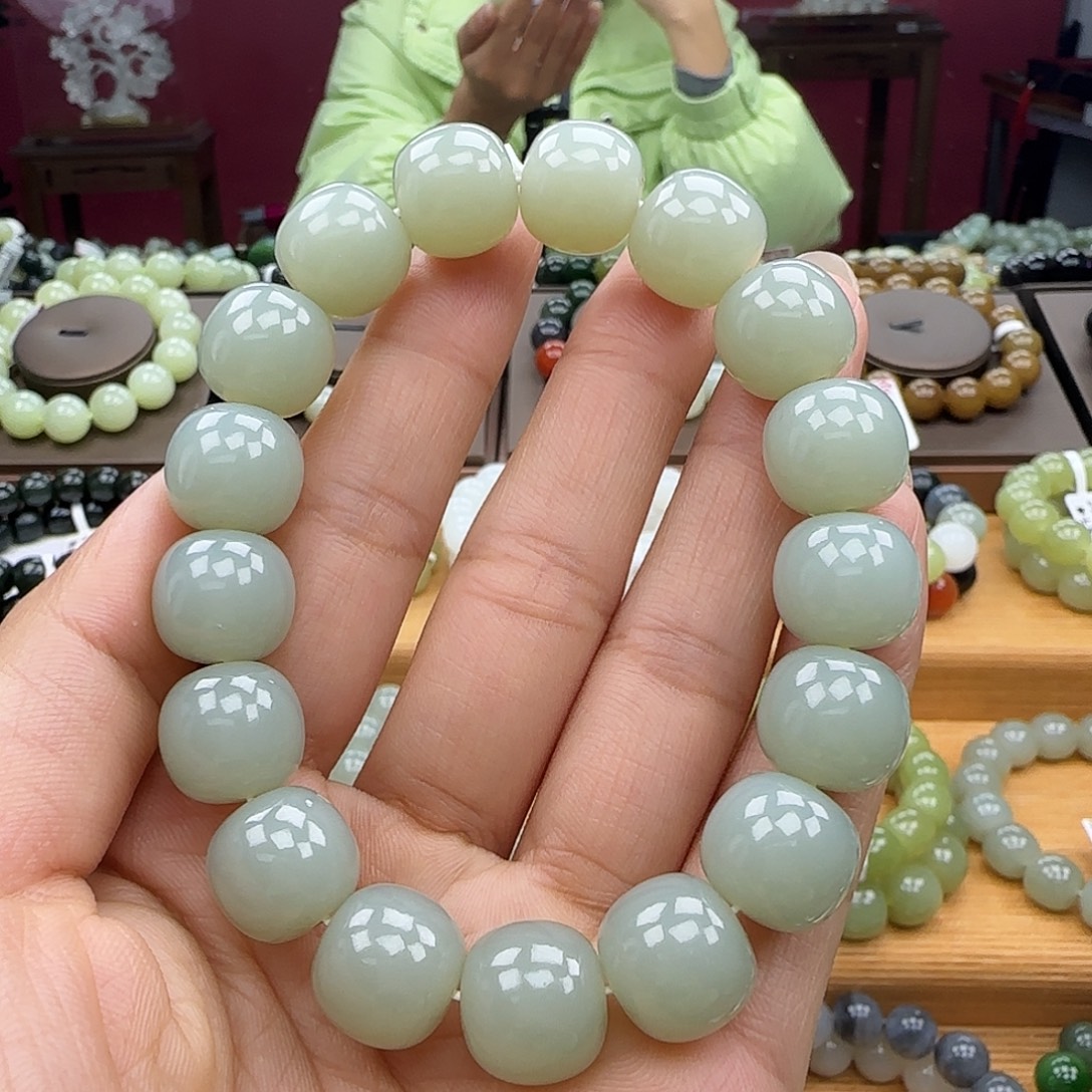 和田玉未镶嵌手链