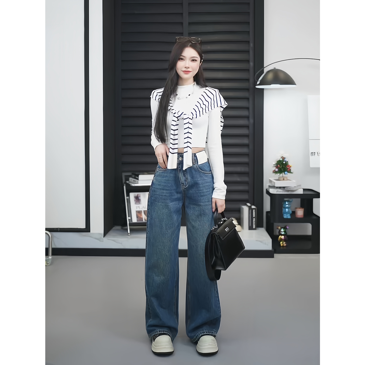 【法法家】THE013DY春季设计错扣腰头高腰牛仔裤阔腿蓝色牛仔裤女装