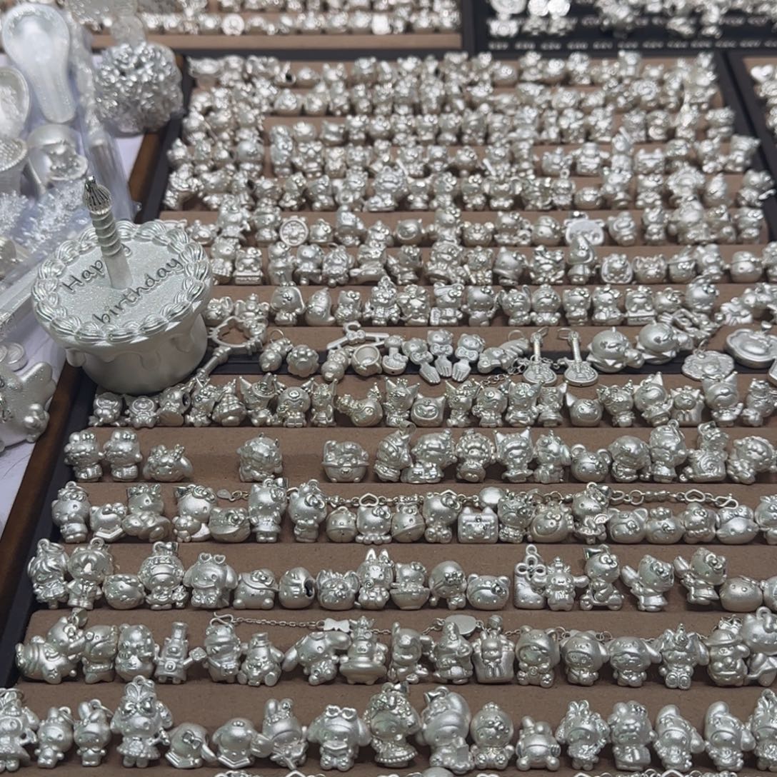 1.33足银吉吉的银饰品