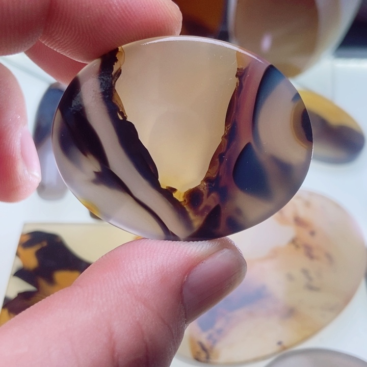 【闪购商品】玛瑙/玉髓颈饰未镶嵌