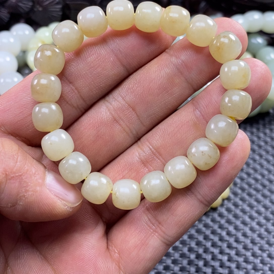 和田玉未镶嵌手链