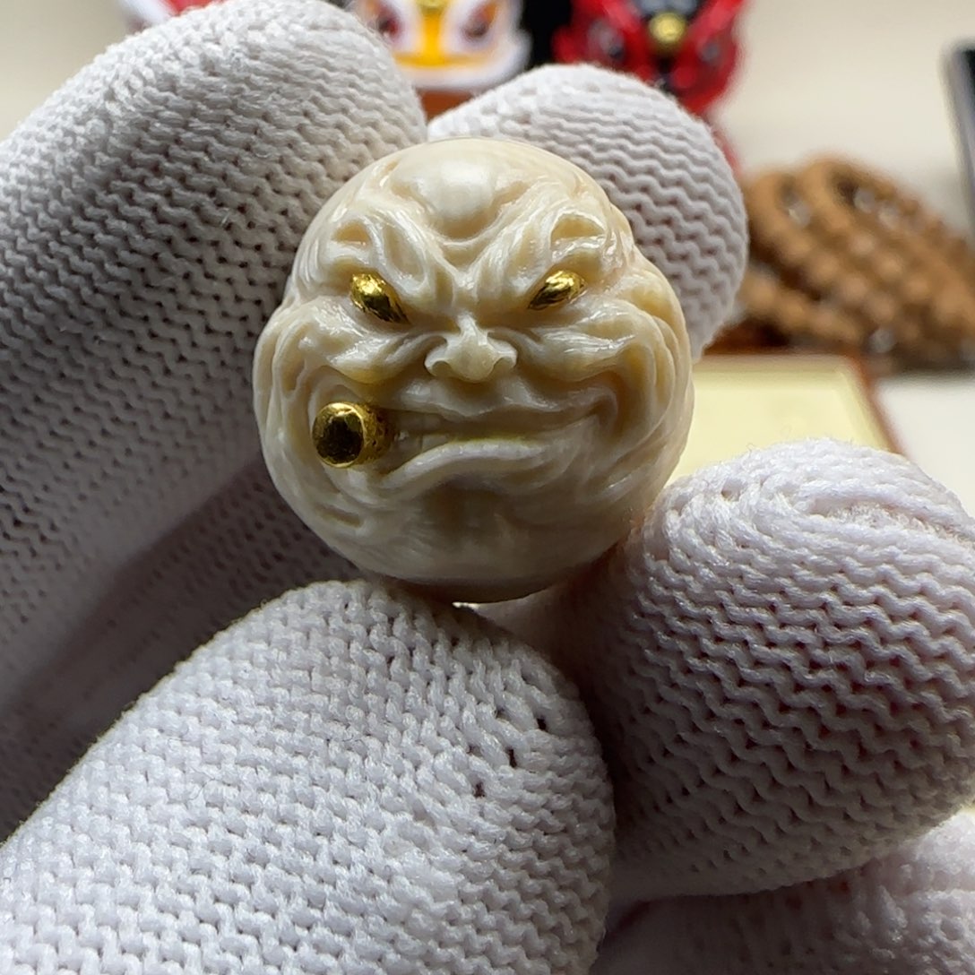 猴头核桃吊坠名***想烟鬼镶嵌24k