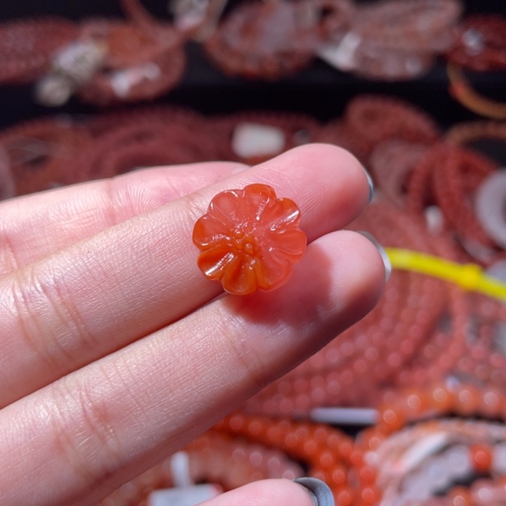 南红玛瑙未镶嵌小雏菊1782