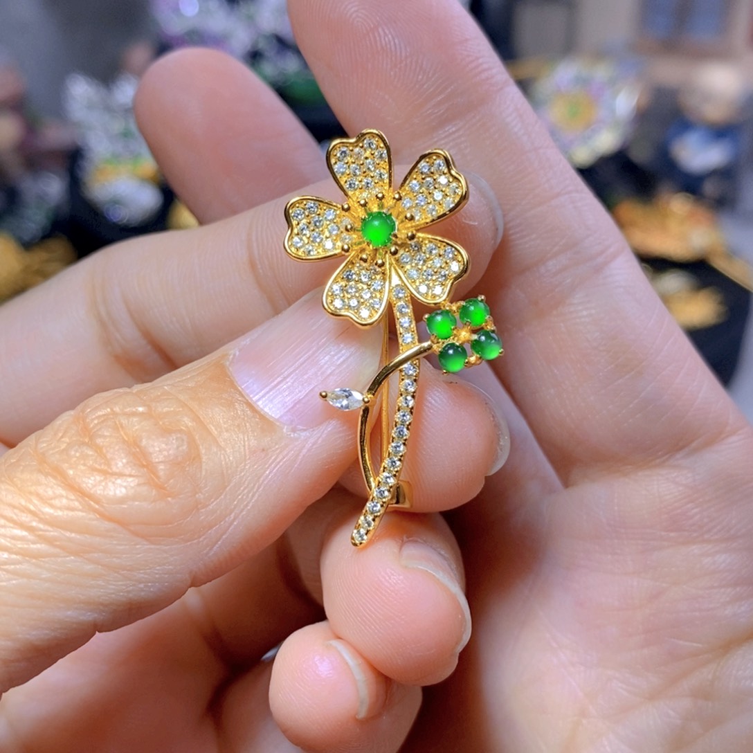 翡翠耳钉银S925镶嵌天然翡翠