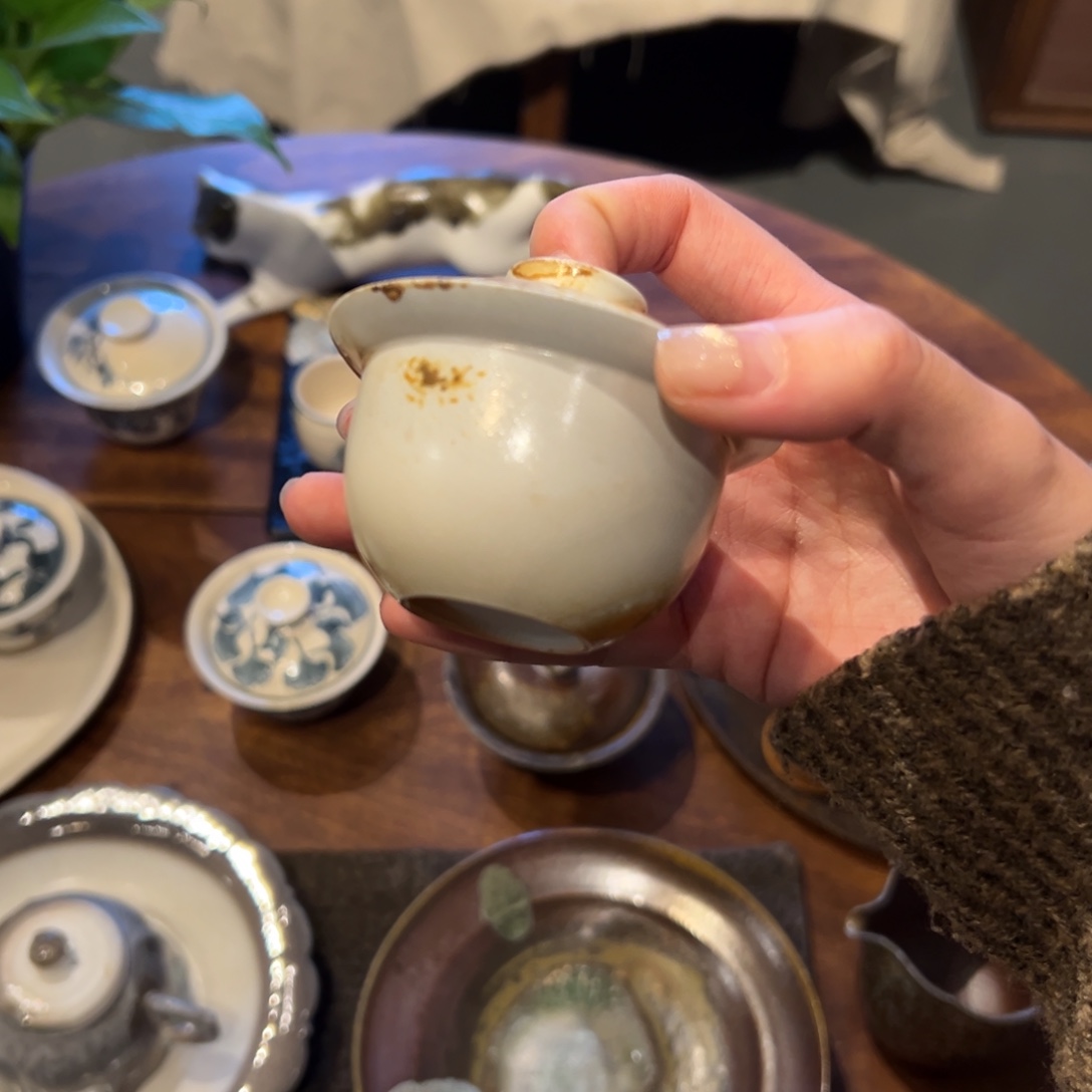 微瑕陶瓷。      陶瓷。    