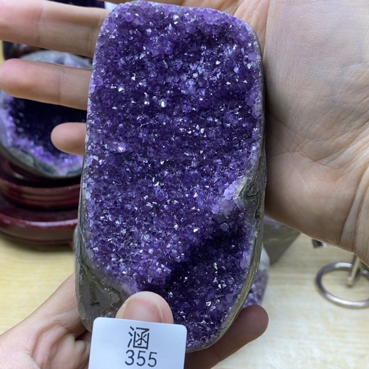 水晶大型摆件（非配饰）未镶嵌