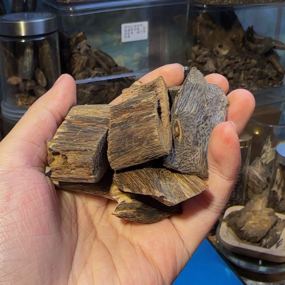 沉香碎屑沉香32克79