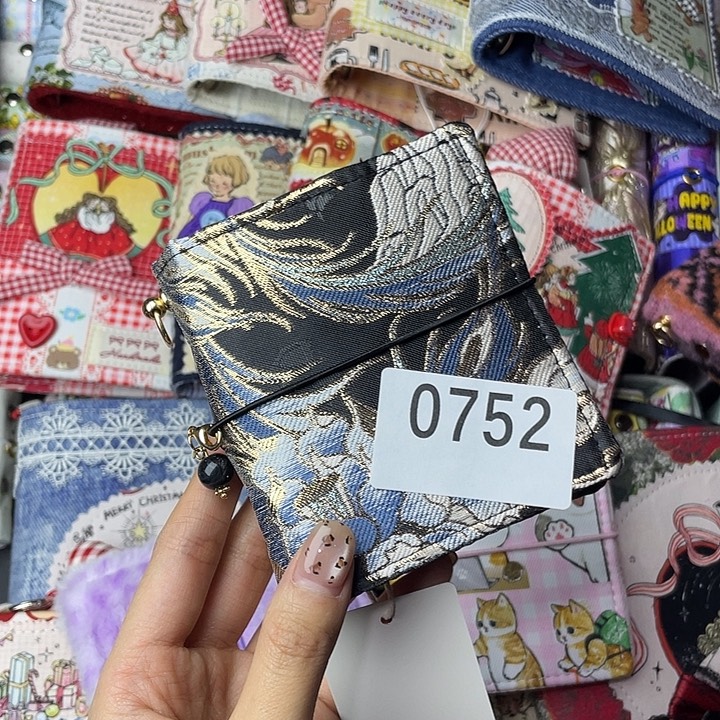 织绣豆豆本送纸752 