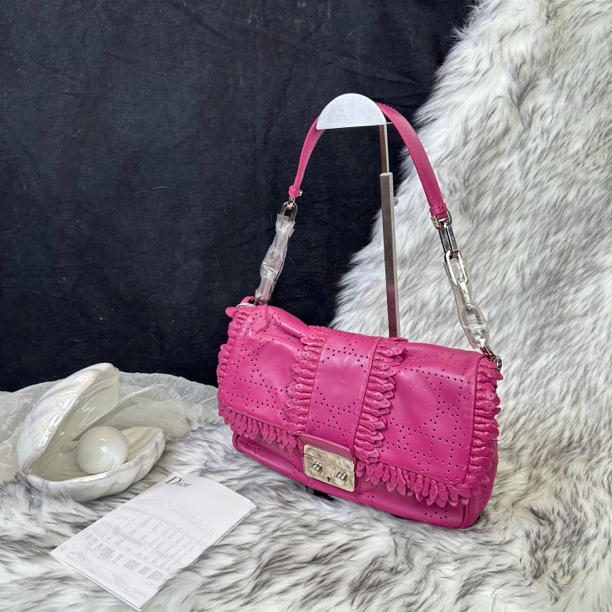 95新 DIOR/迪奥 火龙果色镂空菱格单肩包
