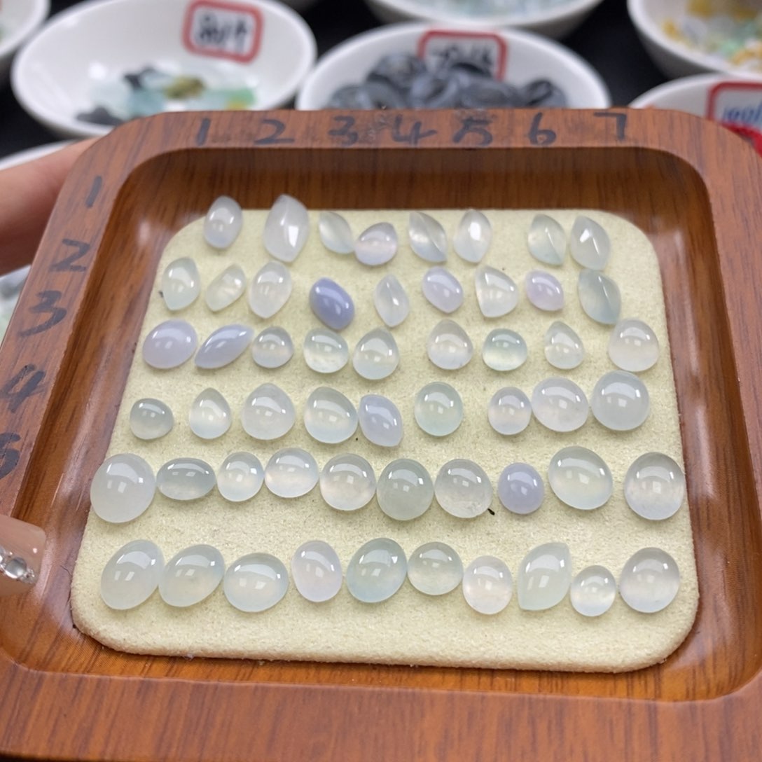 翡翠颈饰未镶嵌60一个可挑