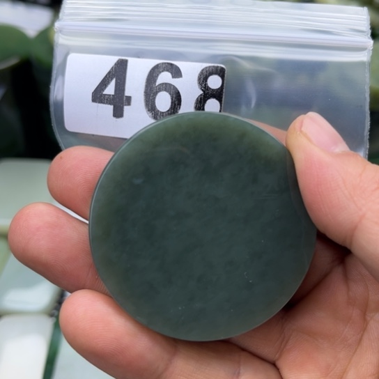 和田玉未镶嵌珠宝半成品