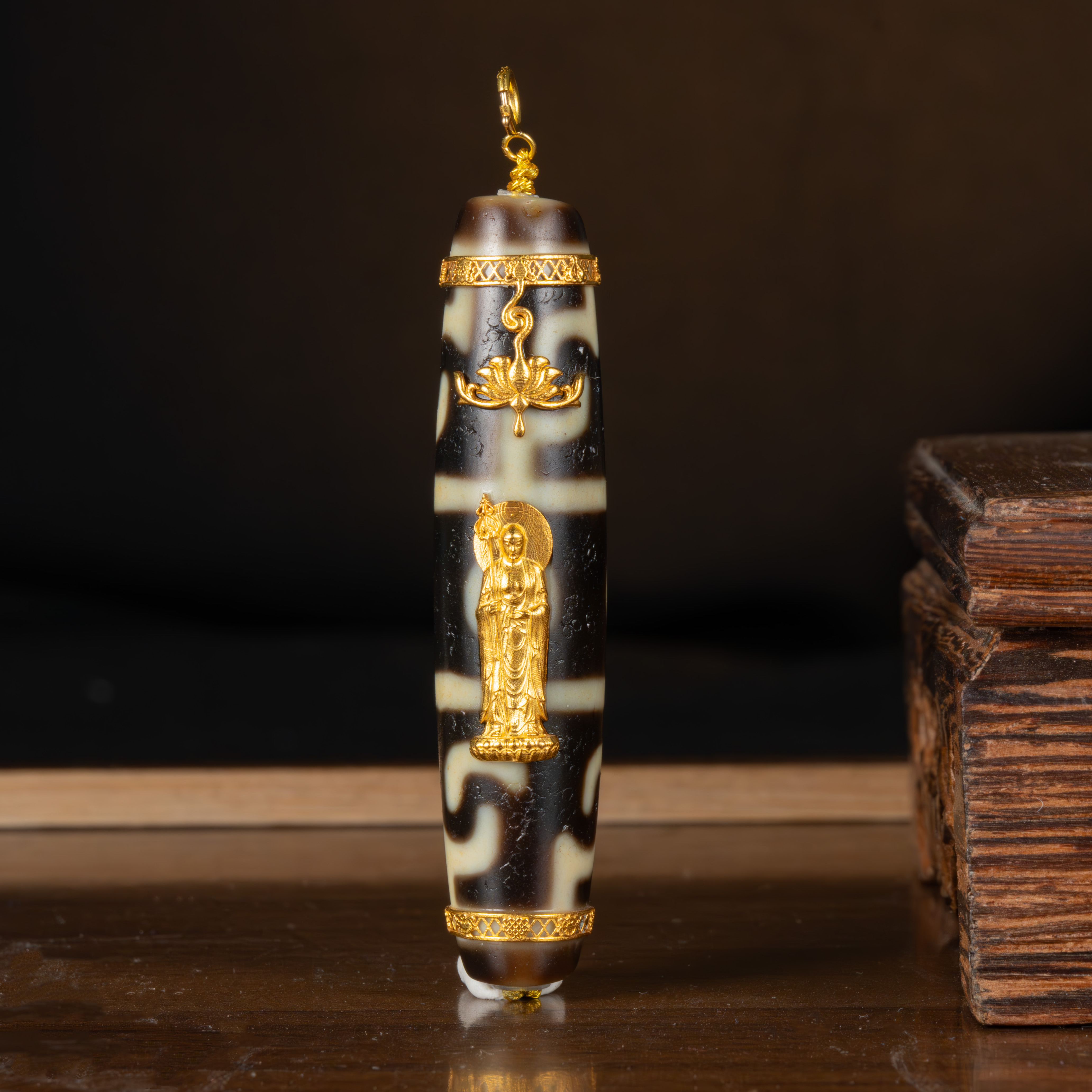 （灵魅）地藏-莲师玛瑙18K金精工镶嵌款吊坠