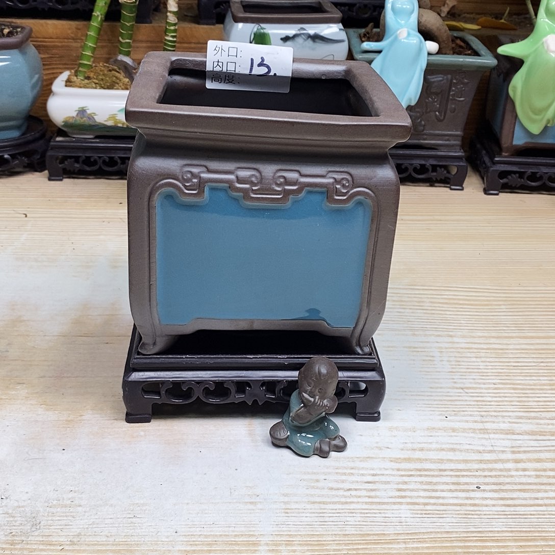 无花朵陶瓷艺术作品