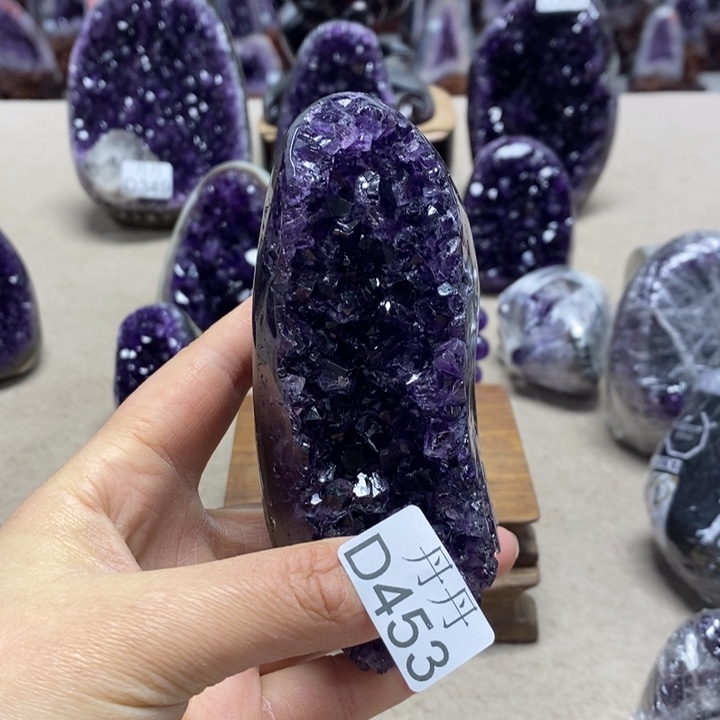 水晶大型摆件（非配饰）未镶嵌