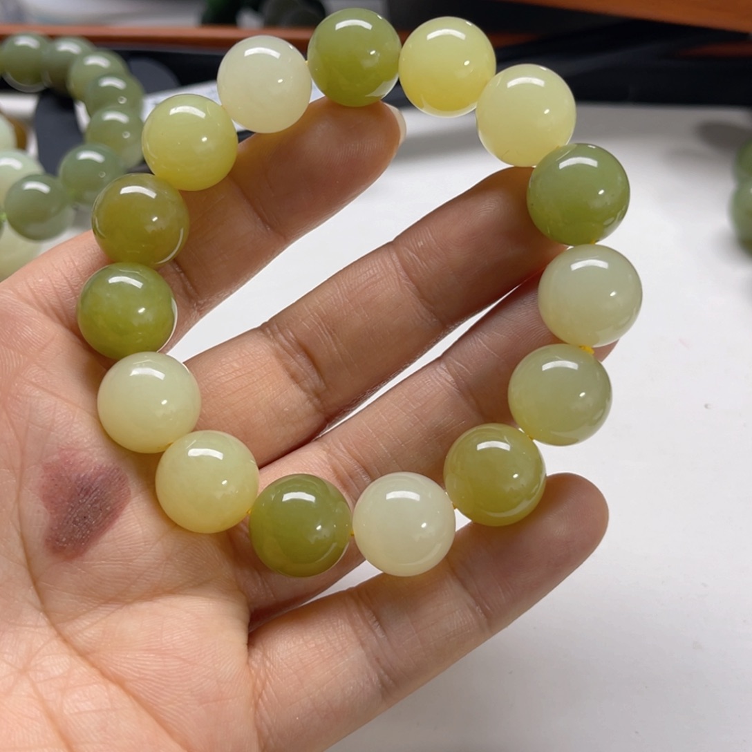 未镶嵌手链和田玉