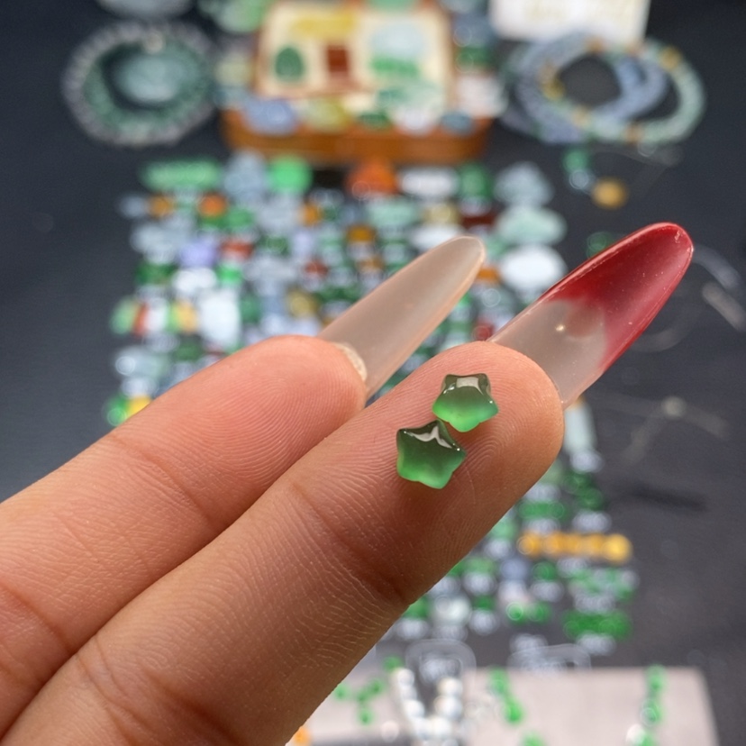 【闪购商品】翡翠挂件未镶嵌星星