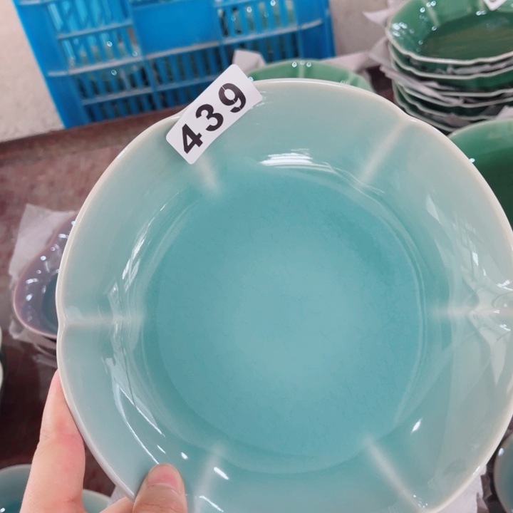 青瓷给哈哈哈哈哈哈哈哈哈哈哈哈