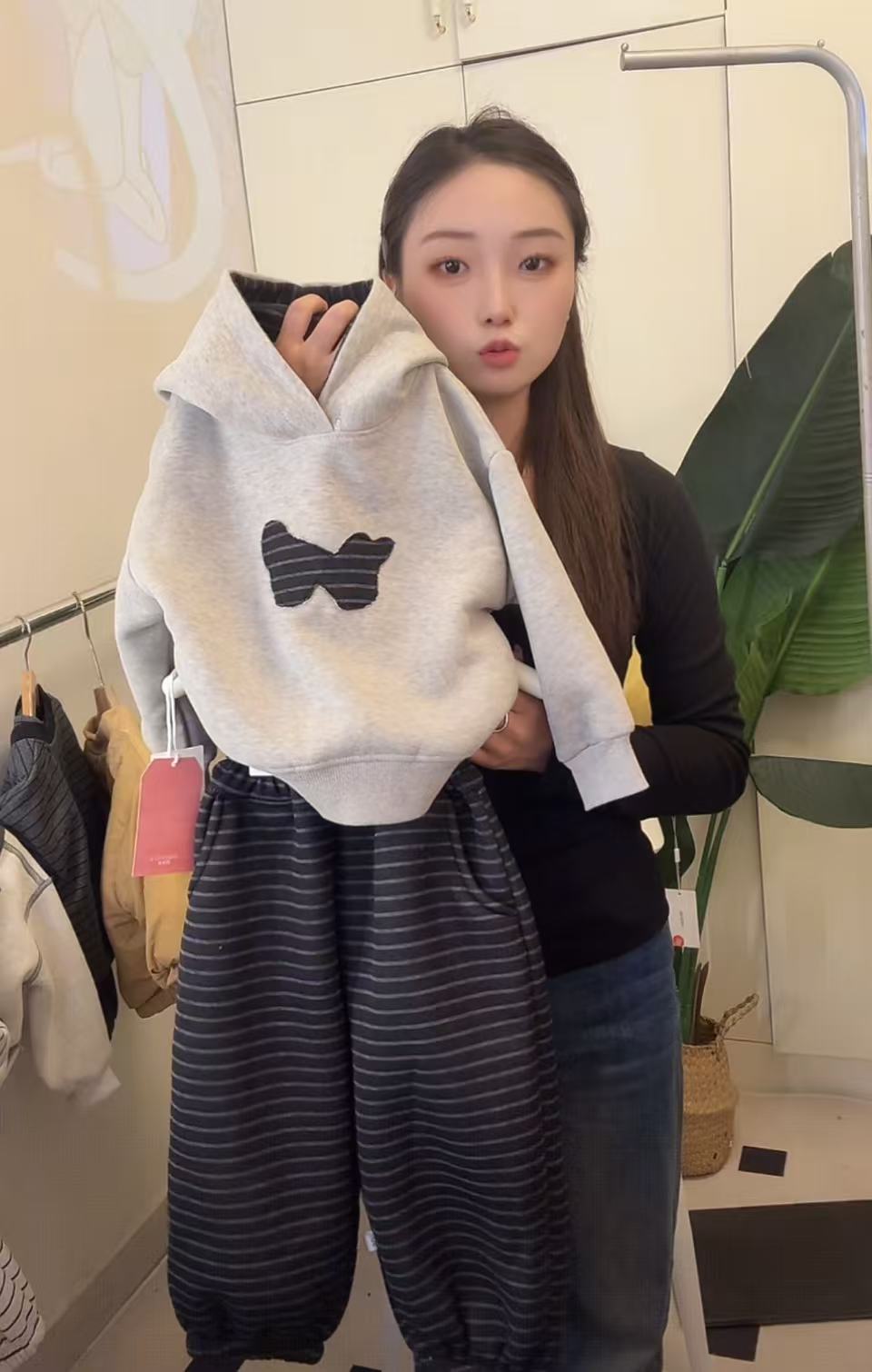 【加绒加厚】2025新款百搭条纹小狗洋气套装韩版男女童连帽条纹裤