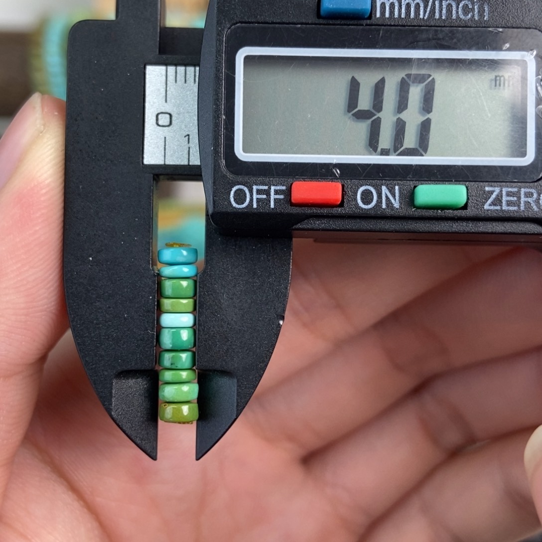 绿松石雕刻未镶嵌