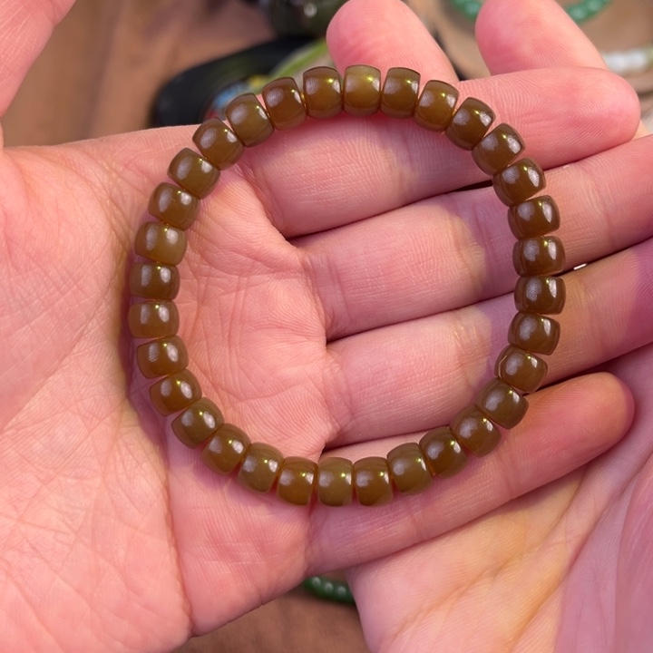 牛***啊和田玉未镶嵌手链