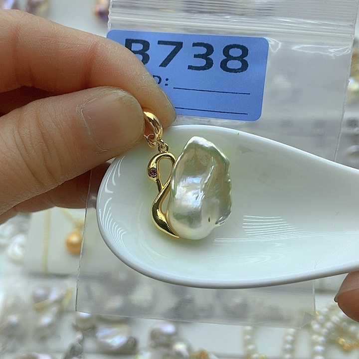 淡水珍珠颈饰未镶嵌