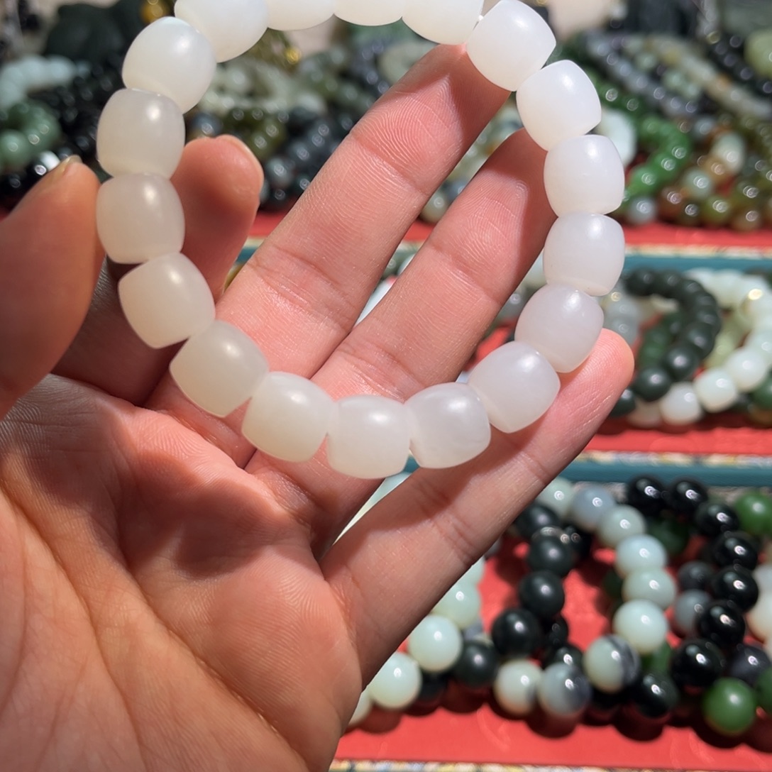 和田玉未镶嵌手链