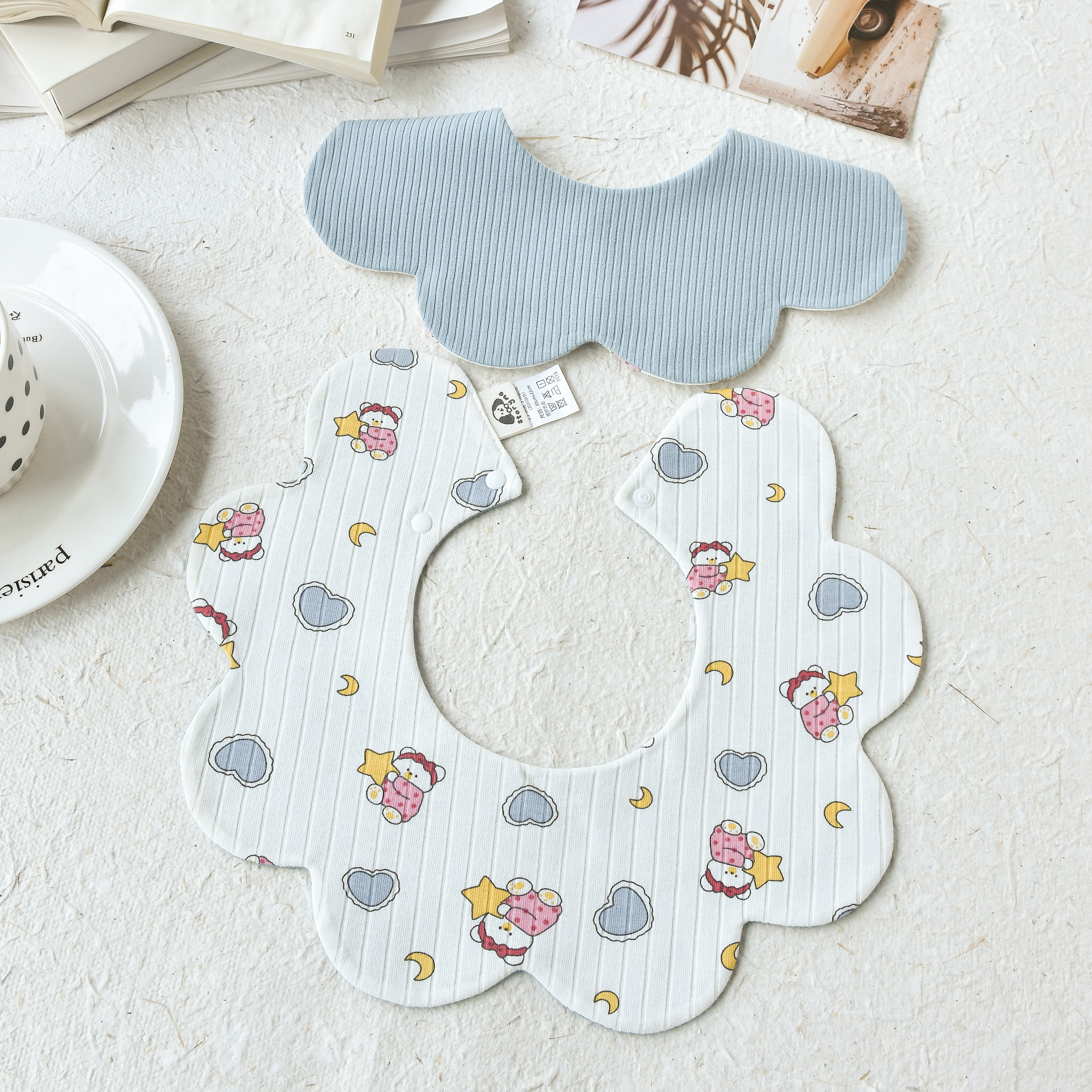 [U980]灰蓝色抱星小熊口水巾围兜新生儿防吐奶柔软透气可爱ins风