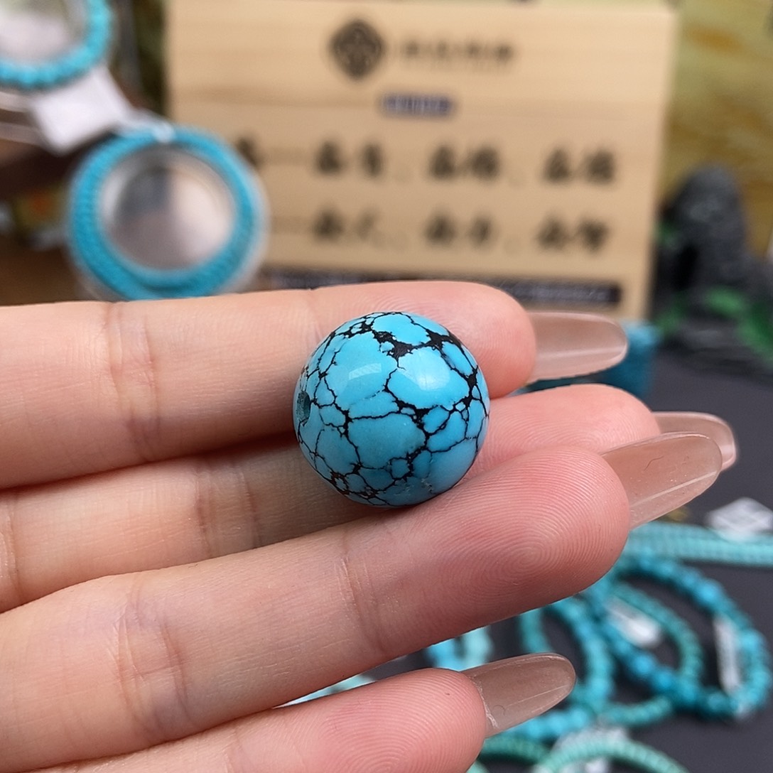 绿松石雕刻未镶嵌