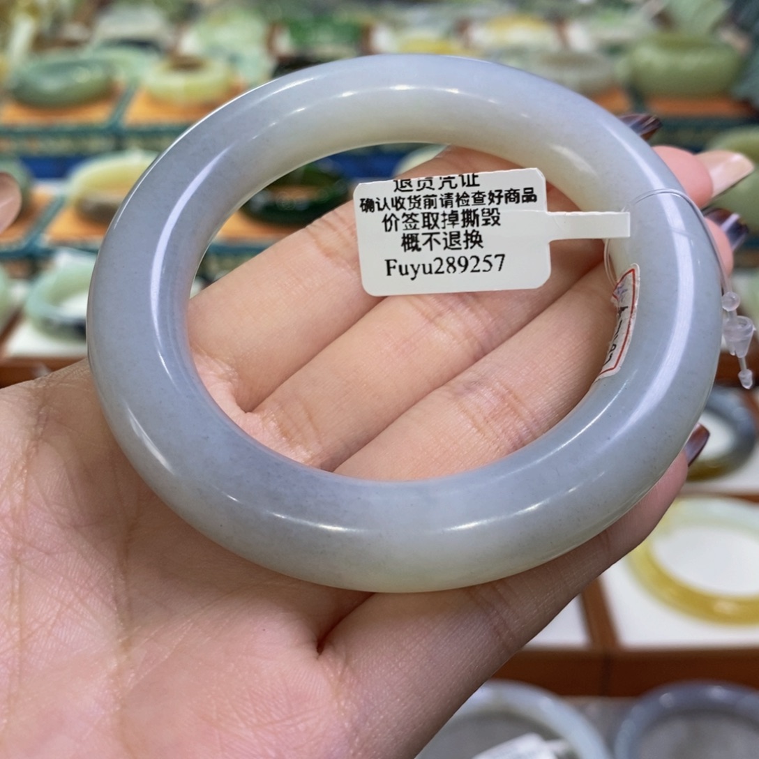 和田玉未镶嵌手镯且末青花圆条55/56