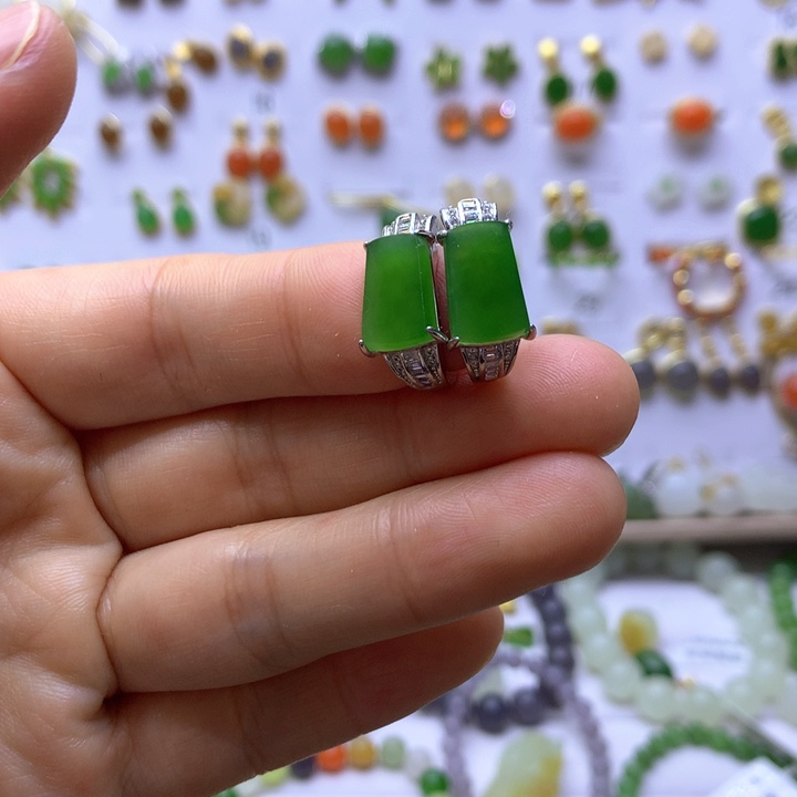 和田玉银S925镶嵌耳饰