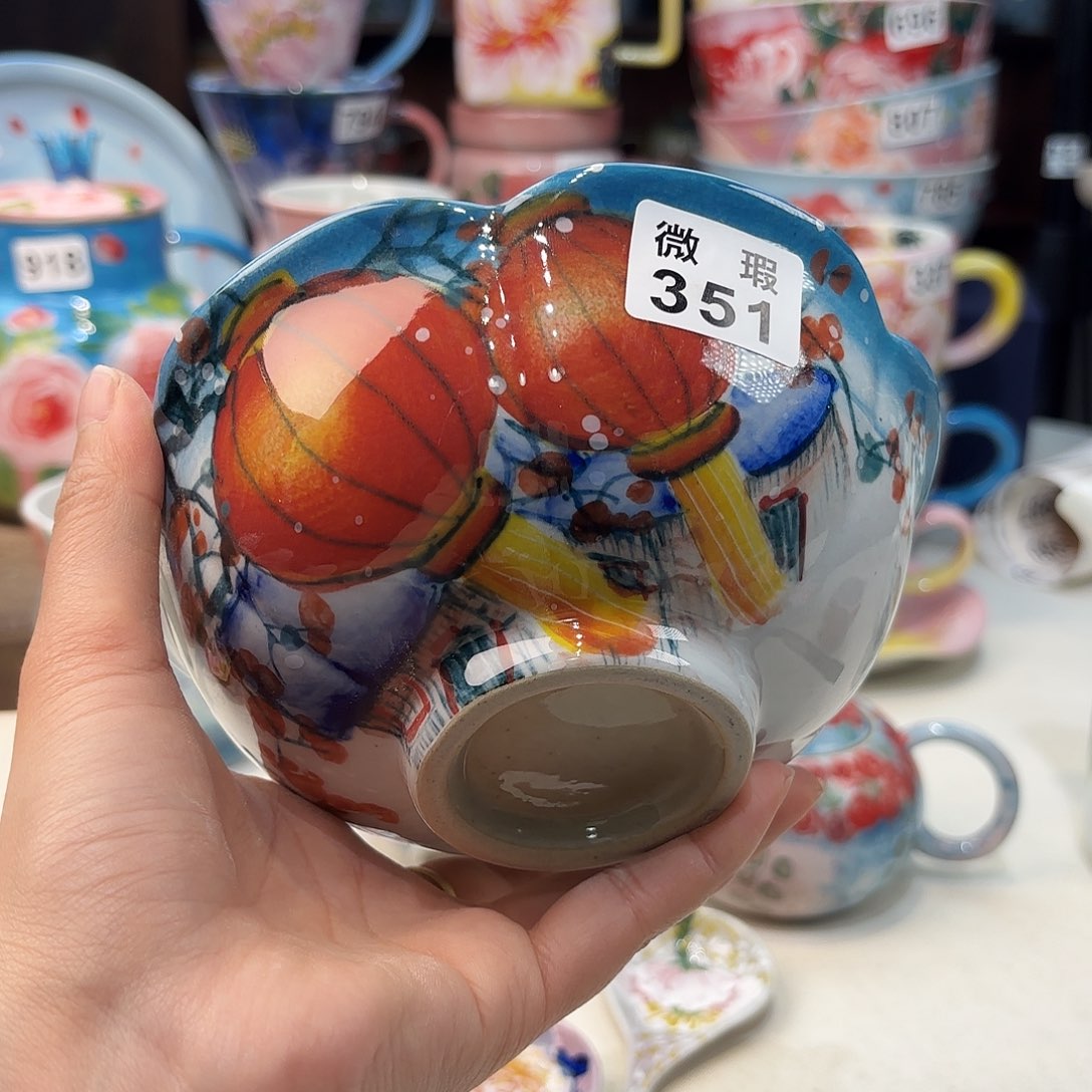 瓷片de e o k lv tu tu