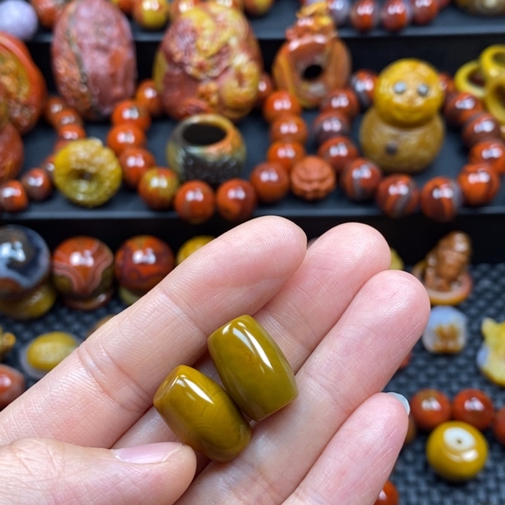 大***田玛瑙/玉髓未镶嵌挂件