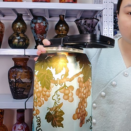 手工艺品琉璃葡萄方瓶格雷