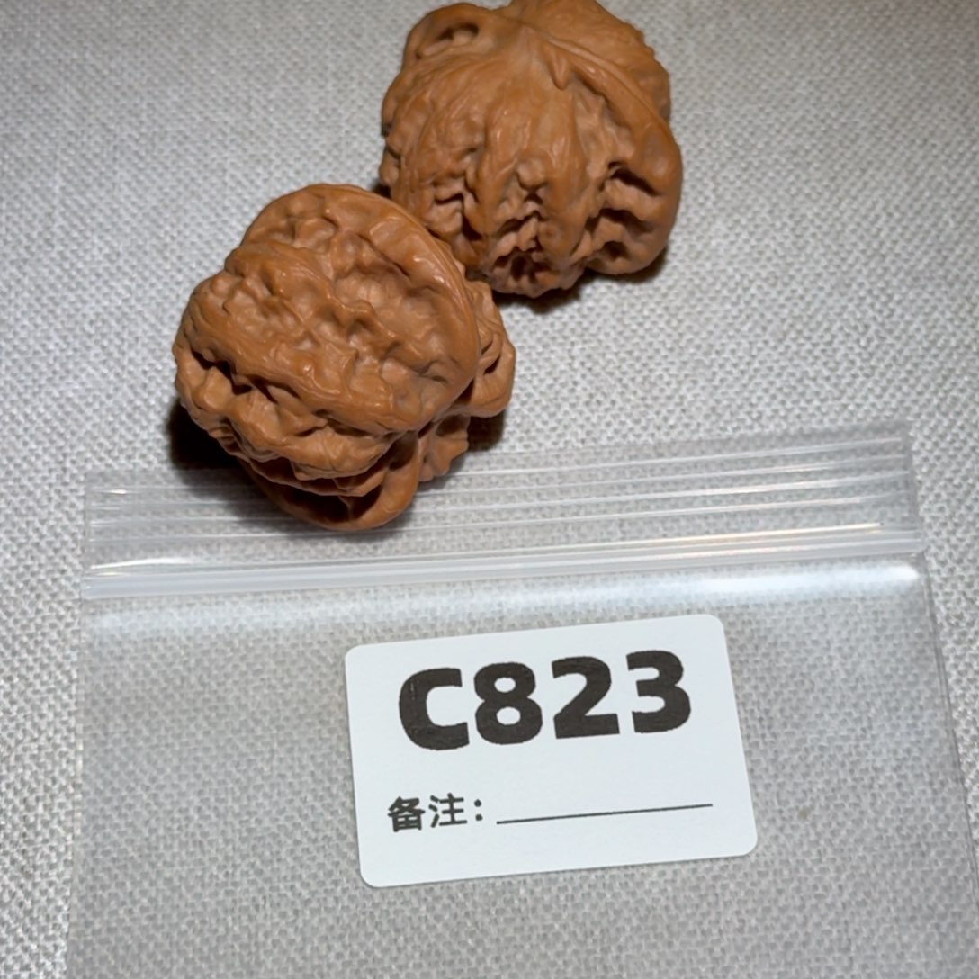 文玩核桃吊坠野狼823