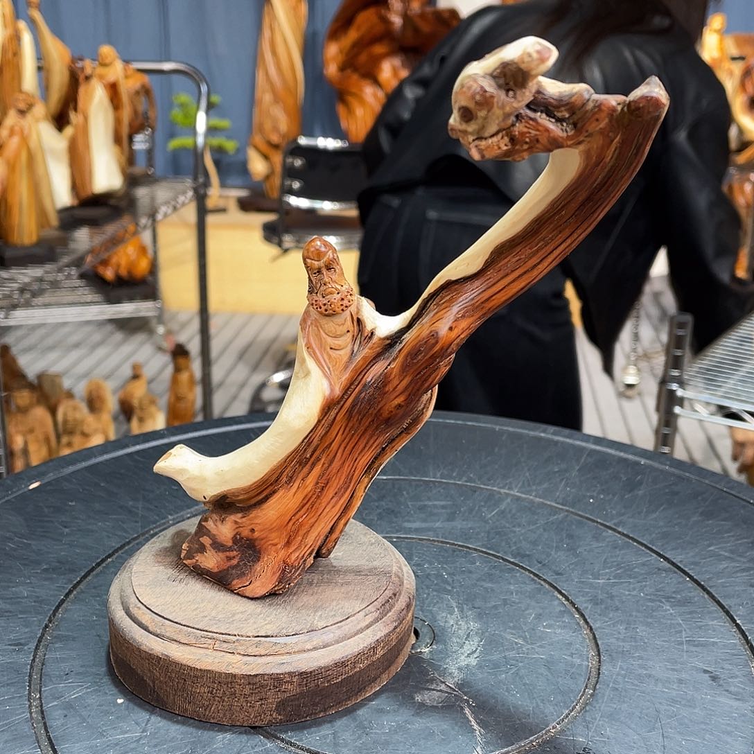 柏木（崖柏）随型艺术根雕