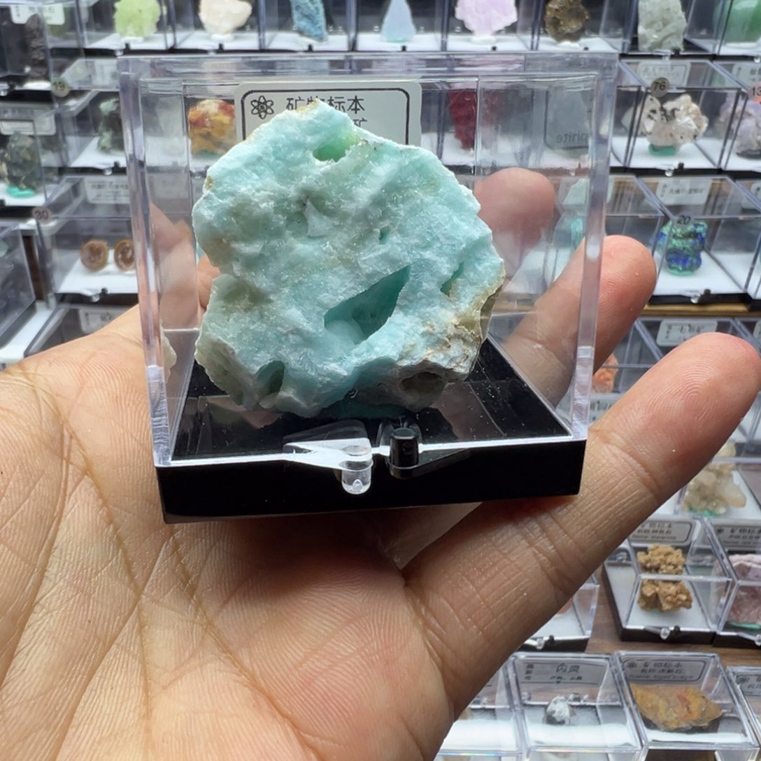 东陵石珠宝奇石合金